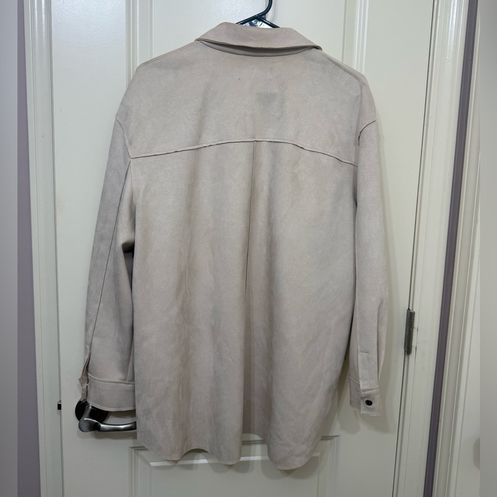 Women’s Cream Jacket - Picture 2 of 3